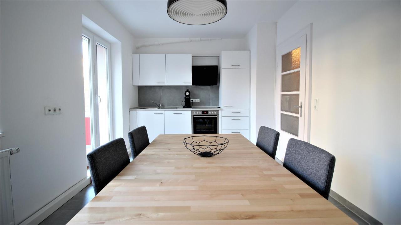 Light-Flooded City Apartment With Balcony And Garden Вюрцбург Екстериор снимка
