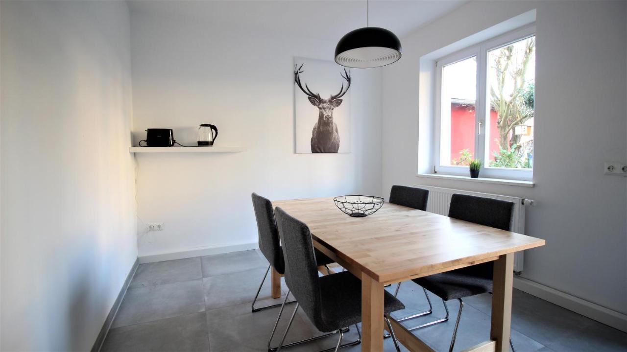 Light-Flooded City Apartment With Balcony And Garden Вюрцбург Екстериор снимка
